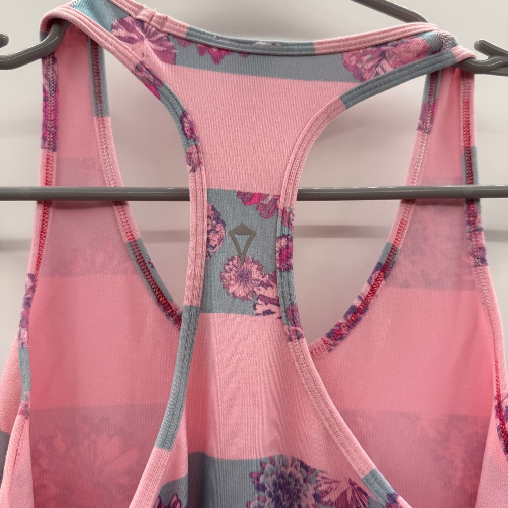 Lululemon Ivivva Cool Racerback Pink Blue Floral Stripe Tank‎ Top Sz 12 - Picture 3 of 8